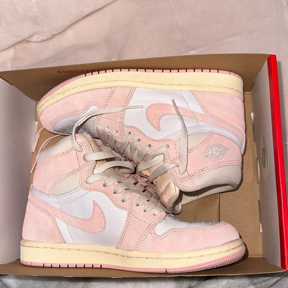 Jordan Shoes - Air Jordan 1 Retro High OG